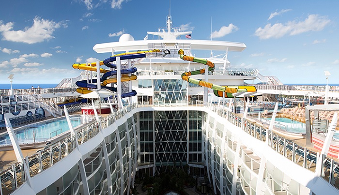 Oasis_of_the_Seas1
