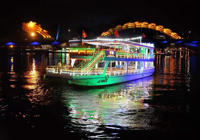 Du thuyền sông Hàn Phú Quý - tour du thuyền Đà Nẵng