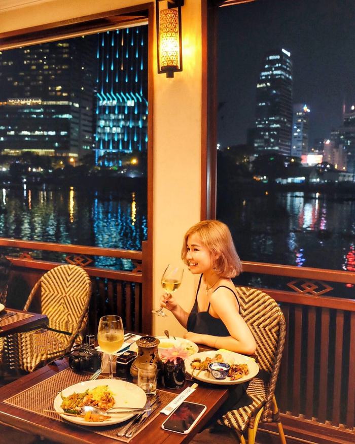 du thuyền ăn tối trên sông Sài Gòn - du thuyền Bonsai