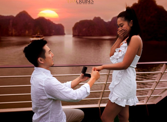 du thuyền Era Cruise: Era Cruises đồng hành cùng bạn trong những khoảnh khắc quý giá nhất.