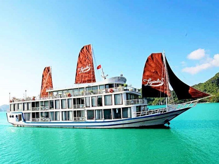du thuyền LaPinta Hạ Long: Du lịch du thuyền LaPinta Hạ Long là lựa chọn lý tưởng. Ảnh: La Pinta Cruise Lan Ha Bay