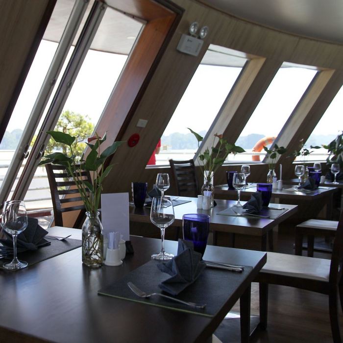 Phòng nghỉ của du thuyền La Vela Premium 