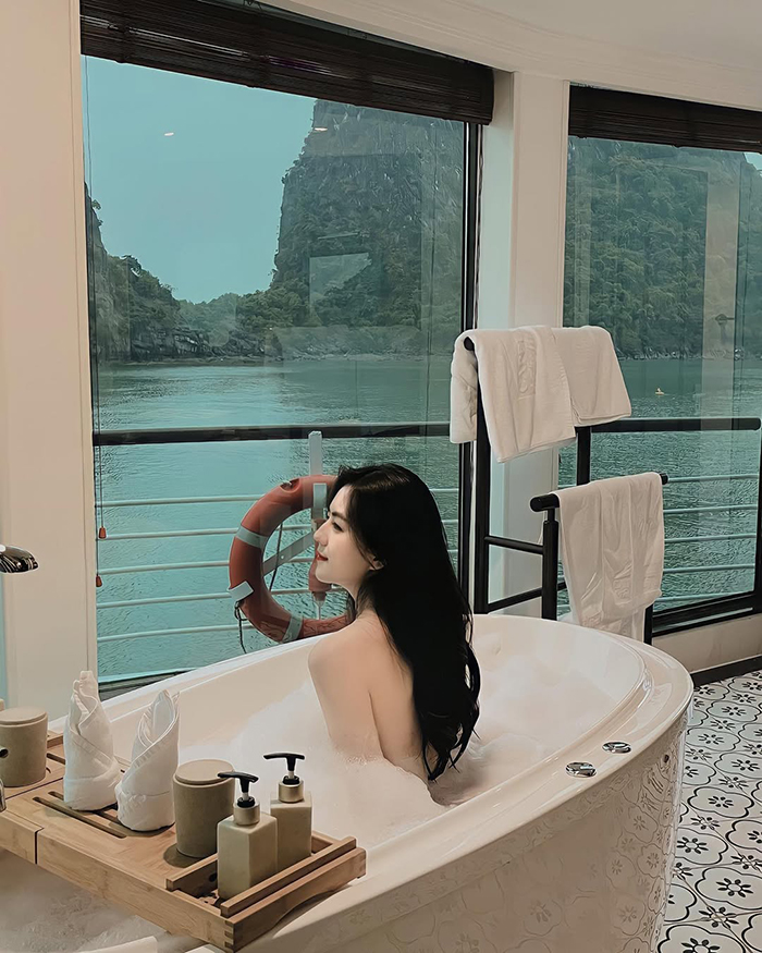 Tận hưởng khoảnh khắc trọn vẹn từ các điểm du lịch du thuyển tại Việt nam