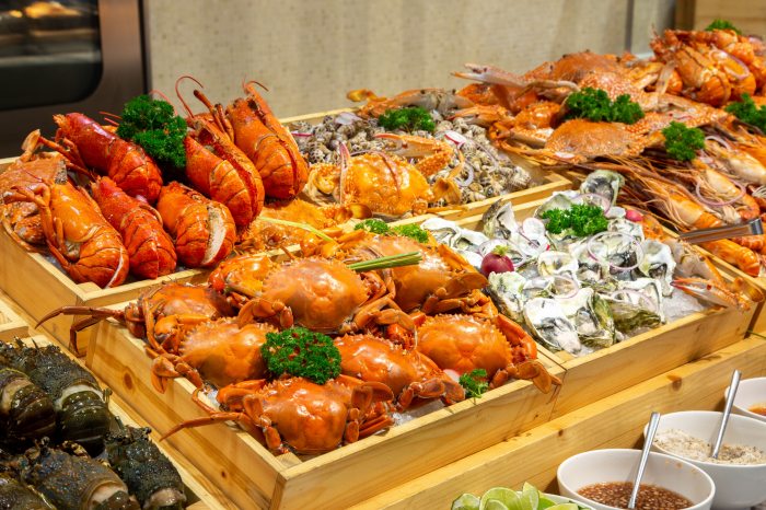  buffet du thuyền sông Sài Gòn