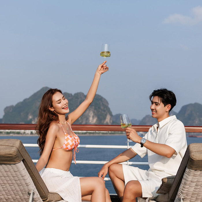 Du thuyền 5 sao rộng rãi, tiện nghi, hiện đại