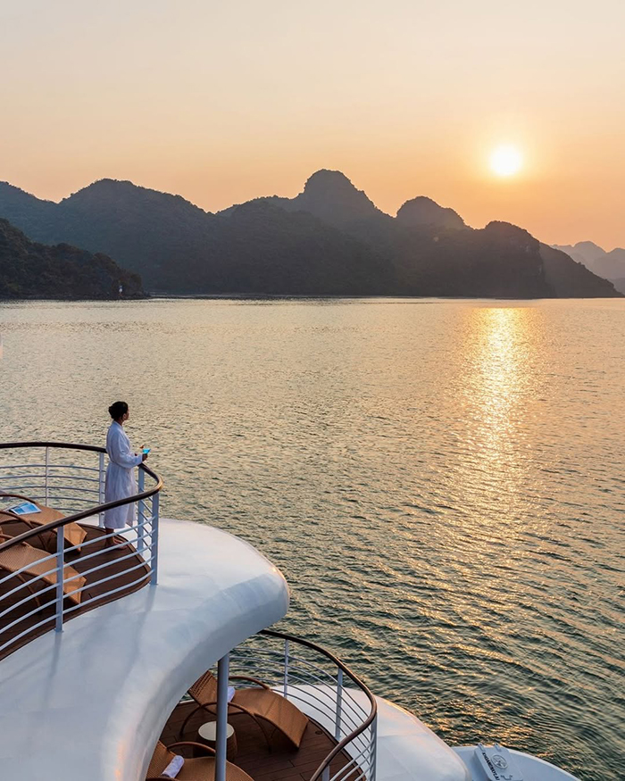 Khám phá những tour du lịch thú vị trên du thuyền 5 sao
