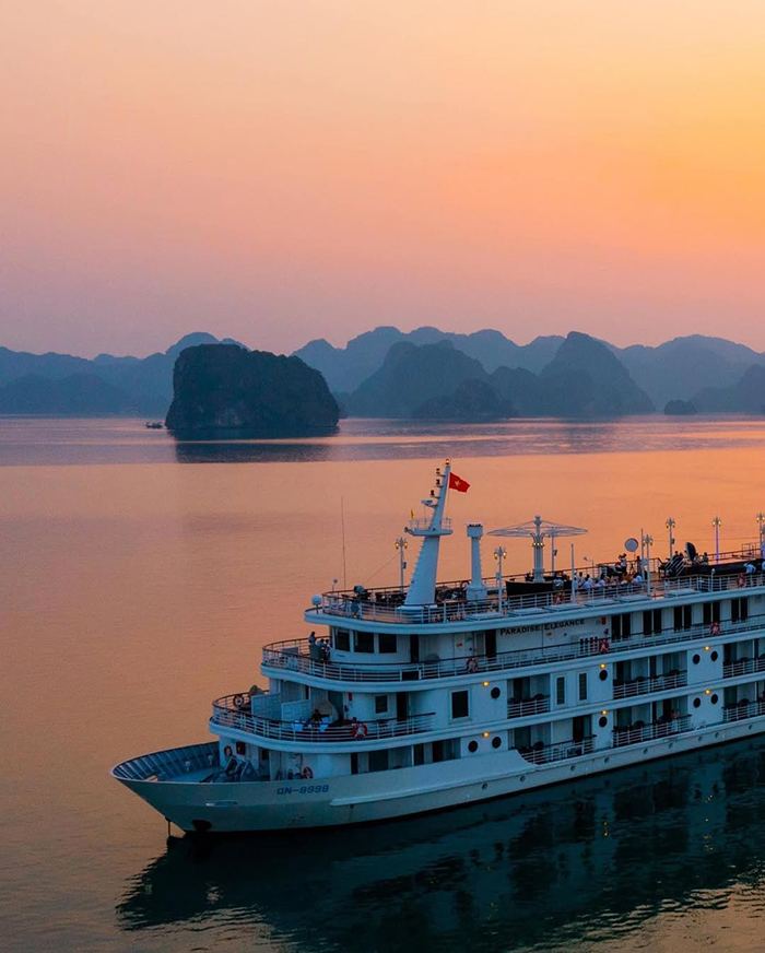 Trải nghiệm du lịch du thuyền 5 sao sang trọng