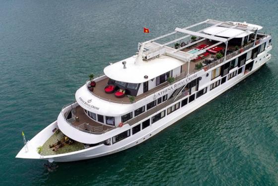 Bật mí 5 du thuyền 5 sao được du khách Việt yêu thích nhất