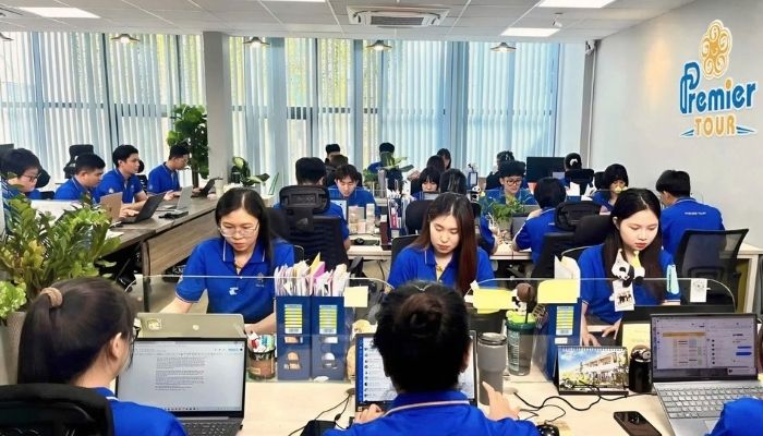 Premier Tour có kinh nghiệm hơn 10 năm trong lĩnh vực tour du lịch cao cấp, tour độc lạ.