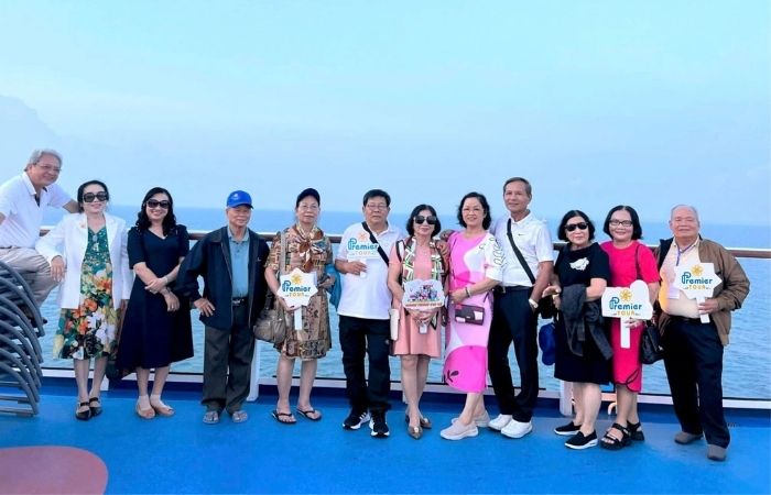 Premier Tour chuyên tour du thuyền Alaska độc quyền cao cấp nhất hiện nay