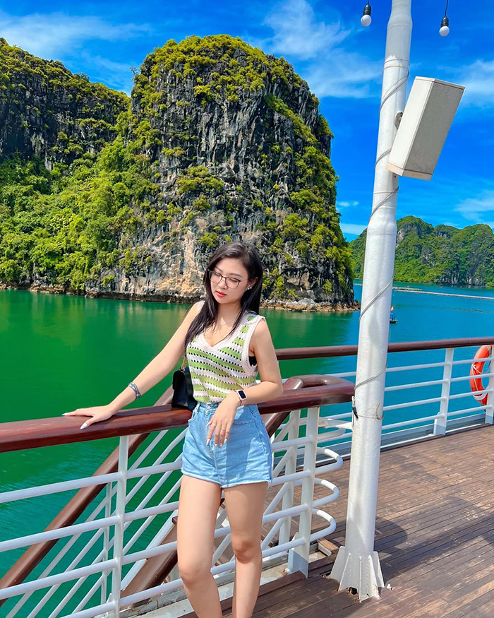 Du thuyền 5 sao miền Bắc phong cách cổ điển Heritage Cruise
