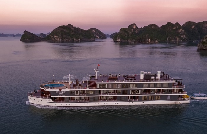 Hành trên khám phá Bắc Bộ trên du thuyền Heritage Cruise