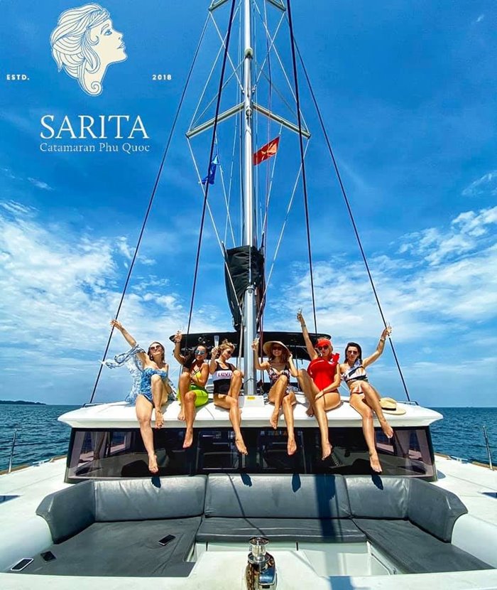 du thuyền Catamaran Sarita Phú Quốc