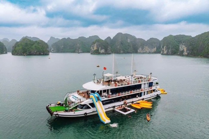 du thuyền 5 sao Cát Bà đẹp - Cat Ba Dream