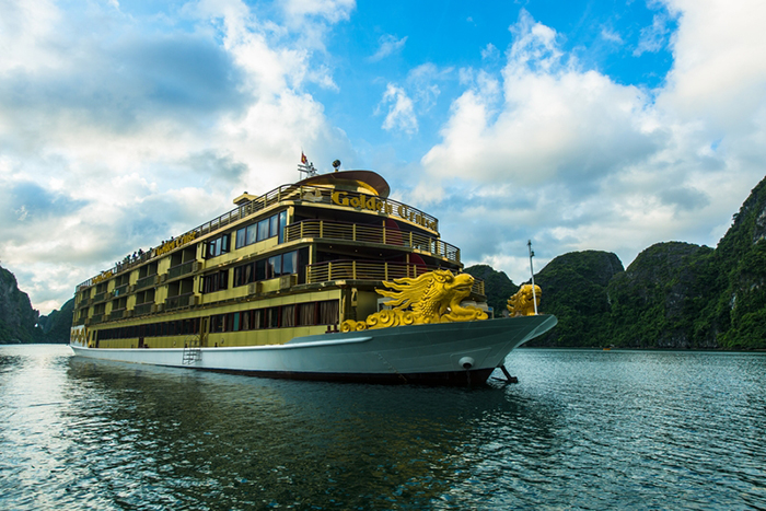 Du thuyền Golden Cruise - Du thuyền 5 sao sang trọng và lớn nhất Vịnh Hạ Long