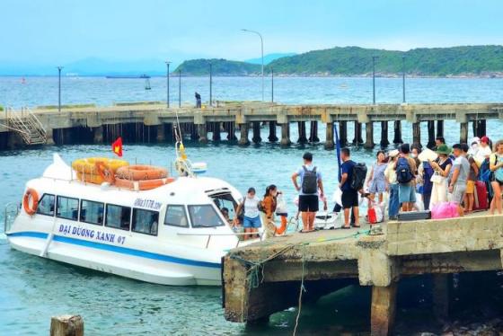Kinh nghiệm du lịch Cù Lao Chàm bằng cano cao tốc