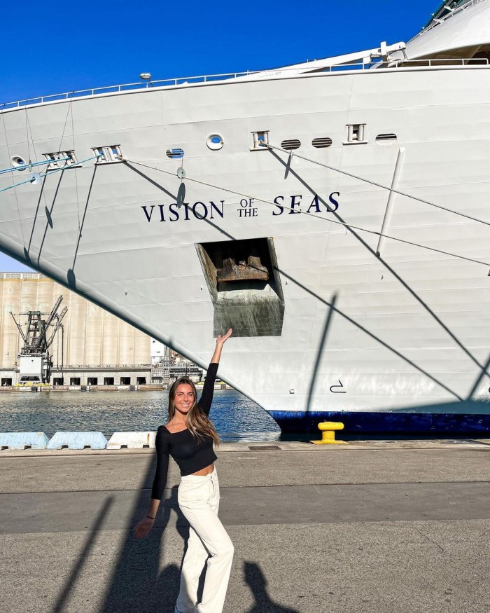 Du thuyền Vision of the Seas