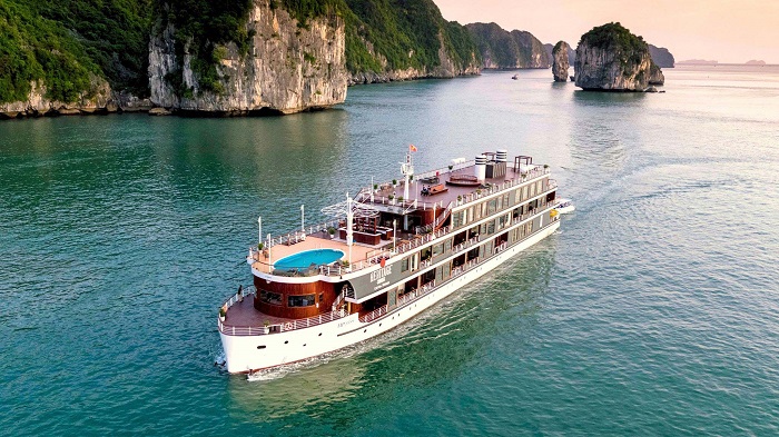 Du thuyền Heritage Cruises đạt tiêu chuẩn 5 sao, đem đến trải nghiệm thú vị cho du khách - Ảnh: https://www.bestprice.vn 